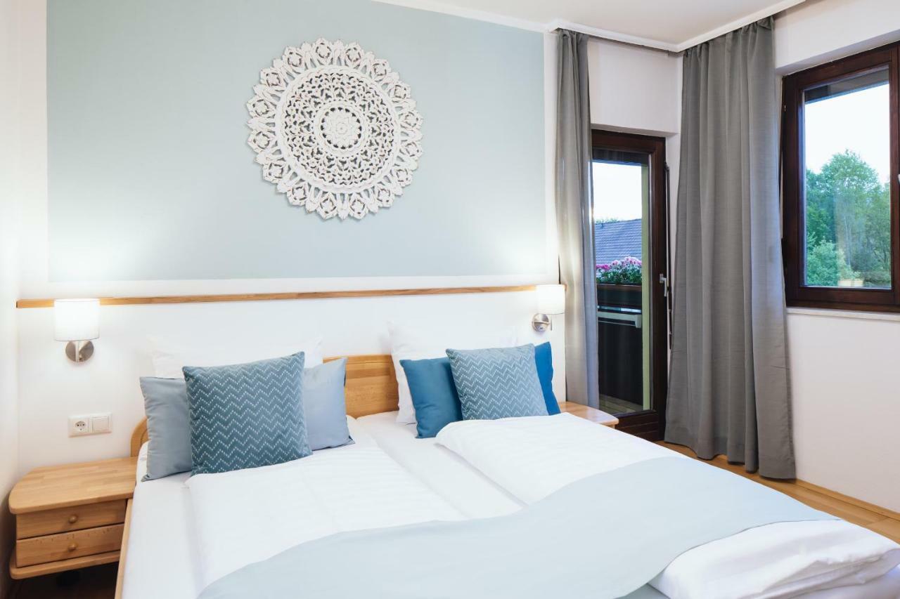 Pension Auszeit Velden Velden am Wörthersee Exteriör bild
